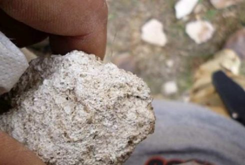 اسیدی که سنگ را حل میکند